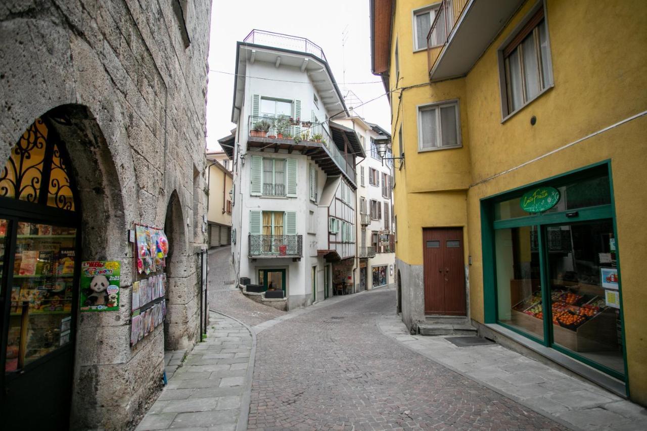 La Chicca Di Paola Apartman Lovere Kültér fotó